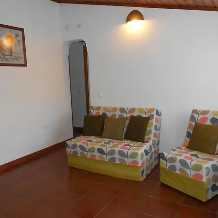 Monte - Local * Chabouco